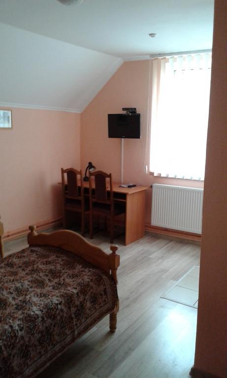 Hostel On Flotska Ivano-Frankivsk Quarto foto