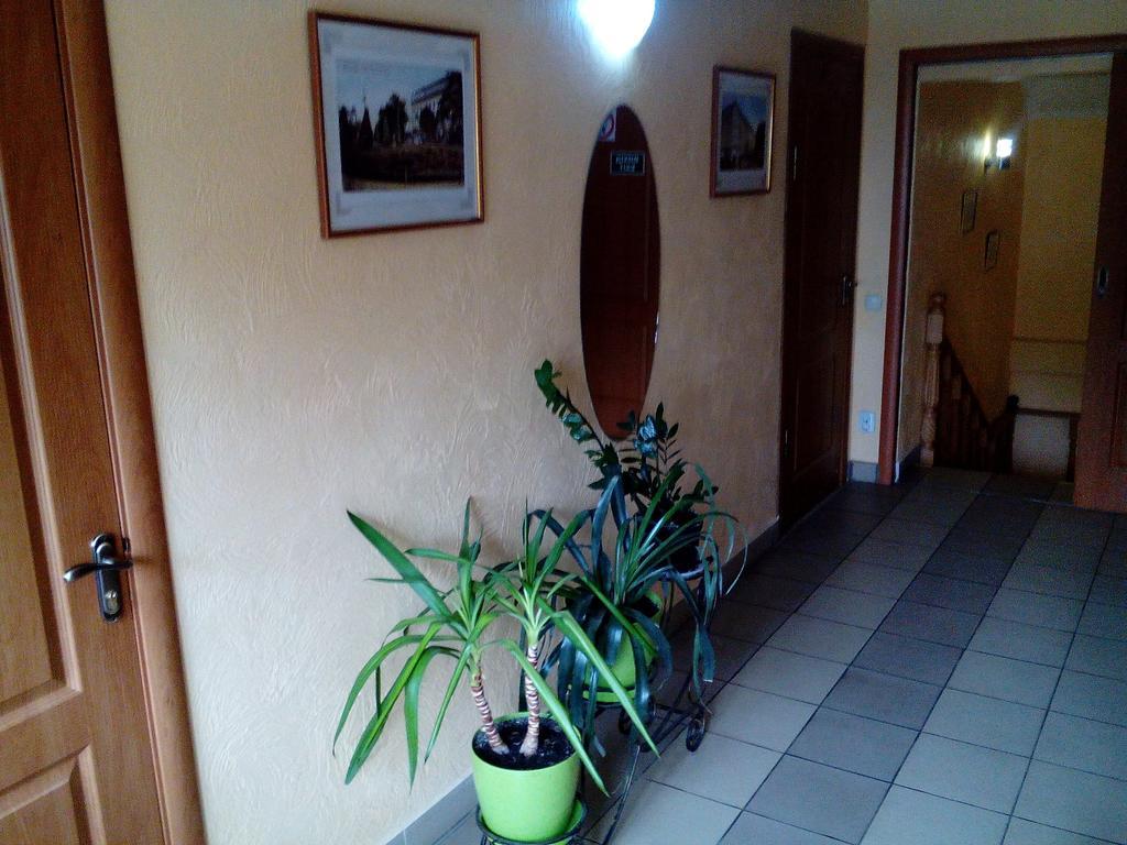Hostel On Flotska Ivano-Frankivsk Exterior foto
